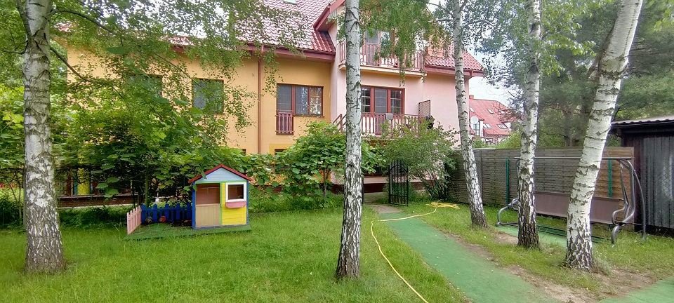 Teren NIEPUBLICZNE PRZEDSZKOLE „MIŚ”
Przedszkole Warszawa Tarchomin ul:Topolowa 6A tel: 22-676-88-44 ; 602-333-814